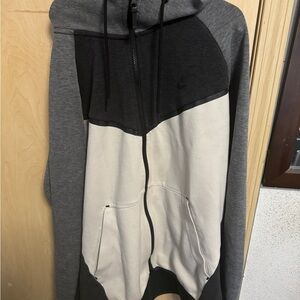 Nike Tech Fleece Hoodie size XL